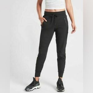 Atheta black Trekkie North jogger pant